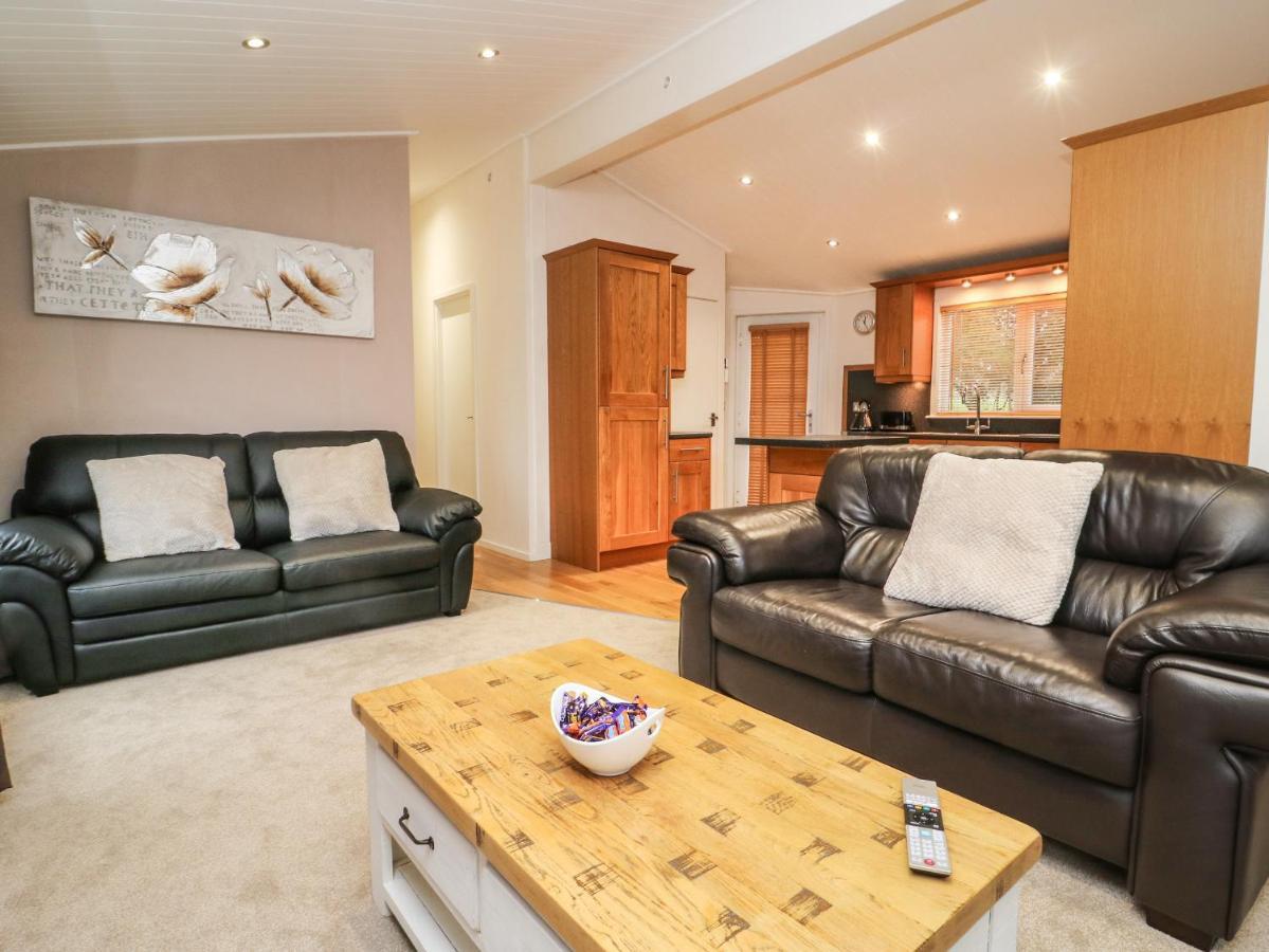 3 The Fairway Villa Cottingham  Exterior foto